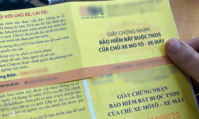 Mua bảo hiểm xe máy thì dễ nhưng khi đòi quyền lợi thì 1001 thủ tục