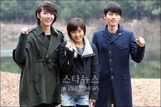 Chỉ động thái nhỏ, Song Hye Kyo làm dấy lên nghi vấn tái hợp Hyun Bin