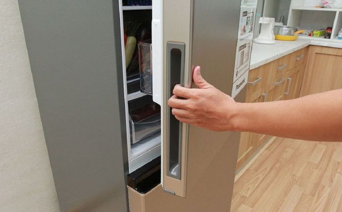 Luật bất thành văn khi vào nhà người khác, nhất là không mở tủ lạnh