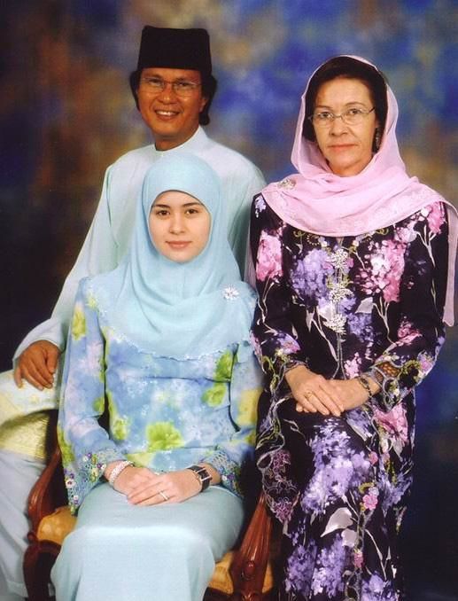 Nàng lọ lem làm dâu Hoàng gia Brunei: Vừa đẹp lại giỏi giang