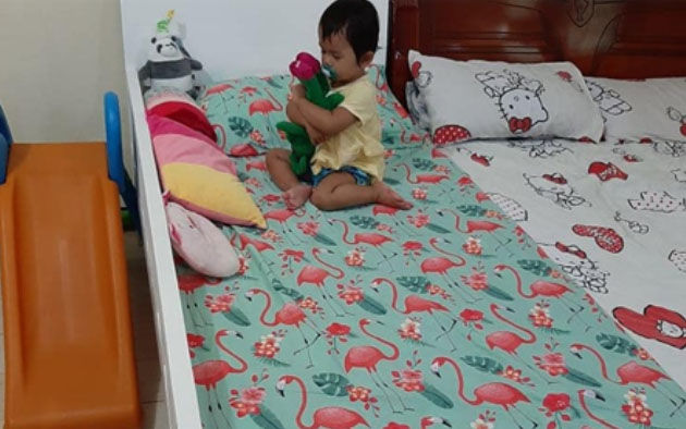 Rèn con ngủ ngoan từ nhỏ nhờ lập thời gian biểu bú đêm rõ ràng