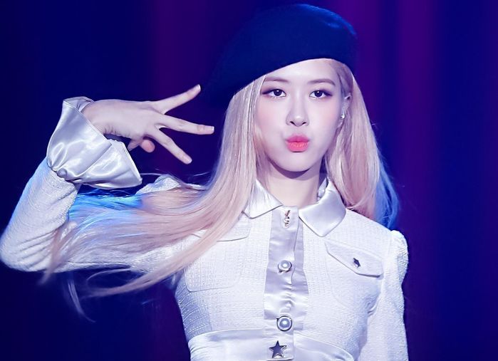 Rosé (BLACKPINK): 8 năm để trở thành main vocal của nhóm nữ đình đám