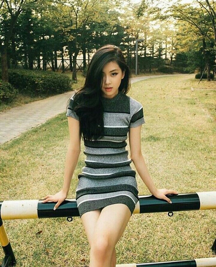 Rosé (BLACKPINK): 8 năm để trở thành main vocal của nhóm nữ đình đám
