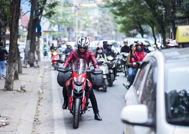 Sao Việt có thú chơi mô tô bạc tỷ