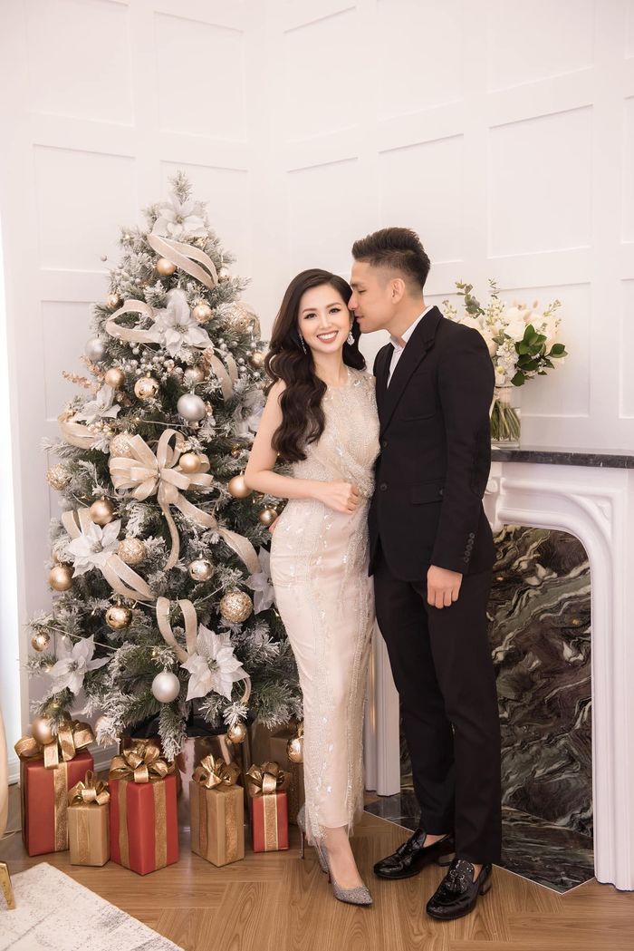 Cuộc sống của các bà mẹ 2 con: Nhà sang, xế xịn, được cưng như trứng