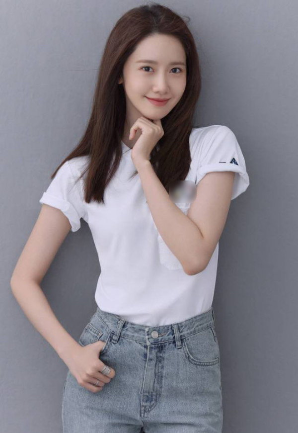 Cách mix đồ để trẻ hơn tuổi như Yoona mà giá lại bình dân