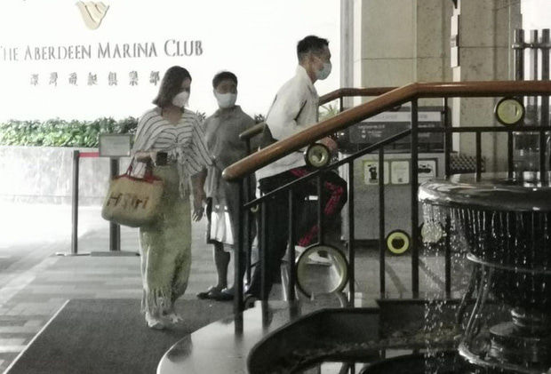 Thiếu gia nhà tỷ phú Macau lộ ảnh hẹn hò với Hoa hậu gia thế khủng
