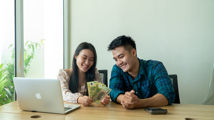 Lương 20 triệu, vợ chồng trẻ xài hết nhẵn, không dám nghĩ đến sinh con