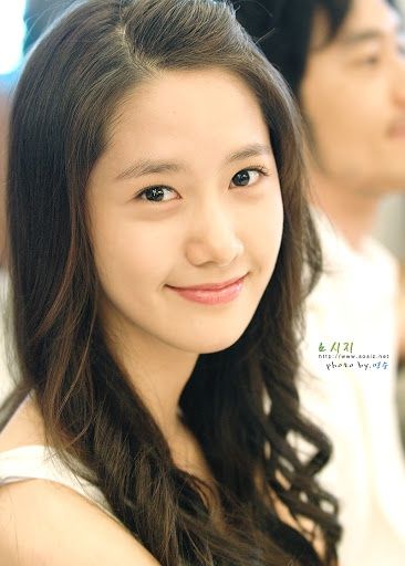 Hành trình 13 năm nhan sắc của YoonA: Chỉ có đẹp và đẹp hơn