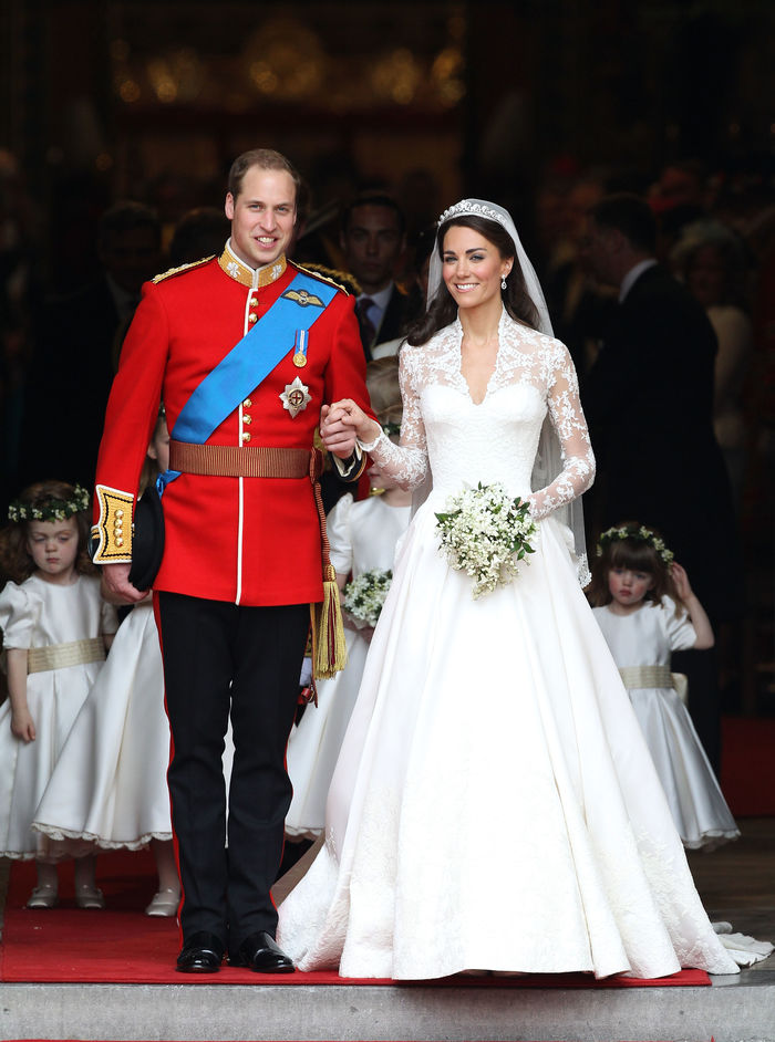 Tại sao William và Kate hẹn hò 10 năm mới kết hôn?