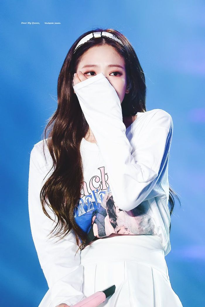 Fan yêu cầu YG bảo vệ Jennie nhưng bị công ty phũ phàng từ chối