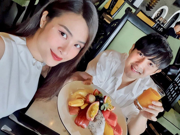 Chi Pu - Ngọc Trinh hợp tác trong dự án mới, Tim và vợ cũ hội ngộ