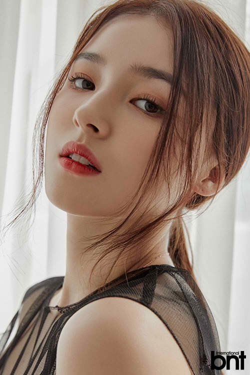 Tái xuất đầy xinh đẹp, Nancy trải lòng về áp lực khi bị chê mũm mĩm