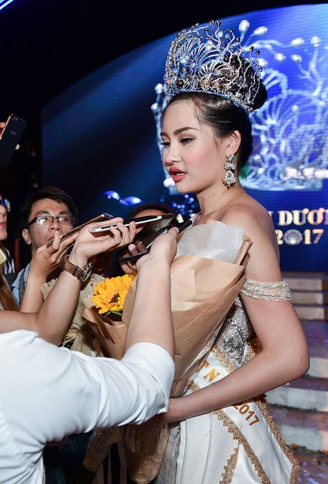 3 năm sau đăng quang, Hoa hậu môi tều” Lê Âu Ngân Anh khác lạ hẳn
