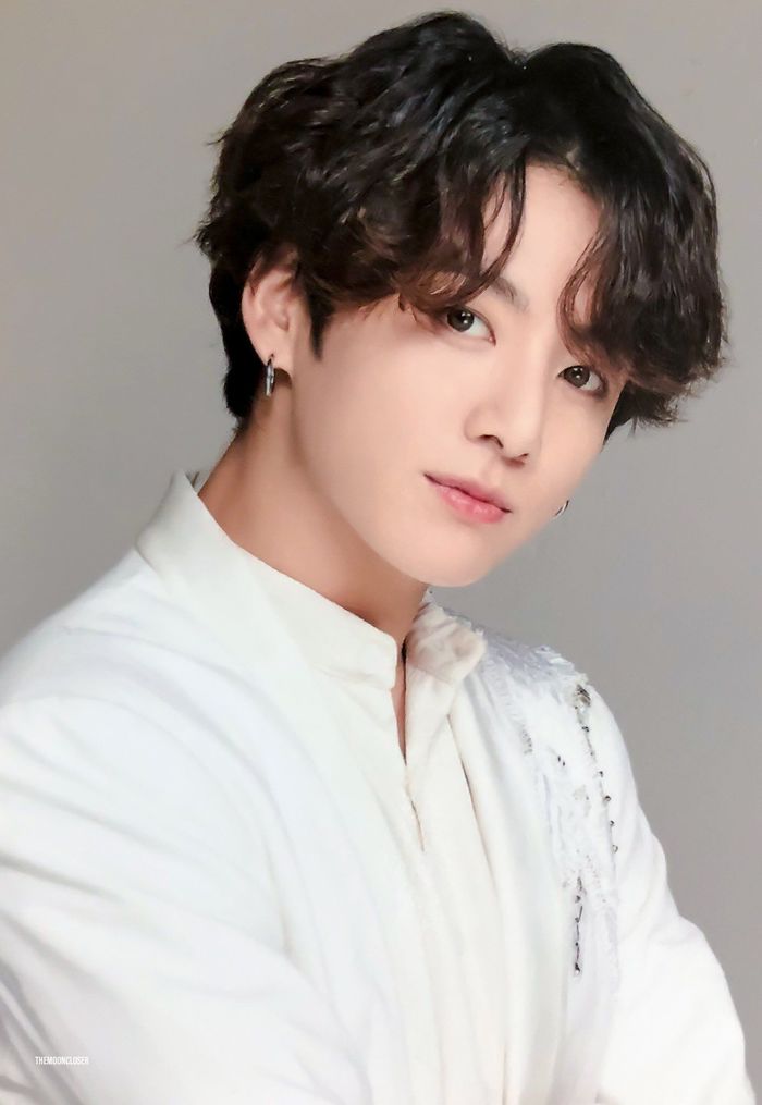 BTS gây tranh cãi khi các thành viên liên tục vướng vào lùm xùm lớn