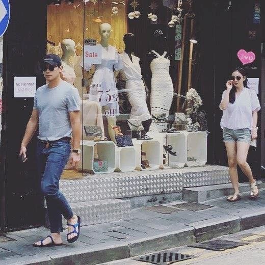 Bi Rain lấy lại phong độ với body 6 múi đánh bại loạt idol trẻ