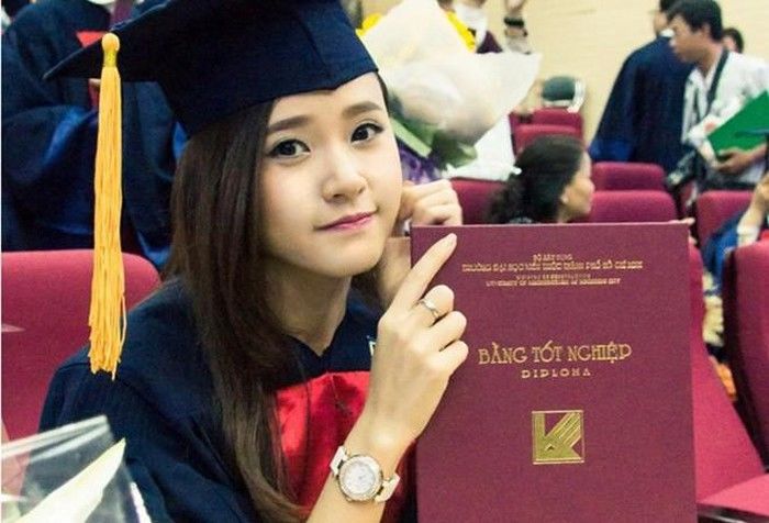 Khánh Vy, Thảo Tâm - Những hotgirl vừa xinh lại có học vấn khủng