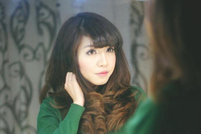 Bích Phương lột xác cả visual, body lẫn thần thái sau 10 năm đi hát