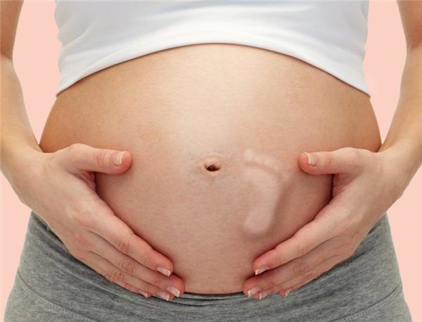 Phụ nữ ngại mang thai lần 2: Thai kì nghén ngẩm, vướng bận con đầu