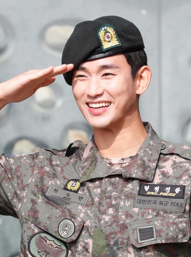 Kim Soo Hyun: Mỹ nam có cát xê cao nhất Hàn Quốc, Lee Min Ho thua xa