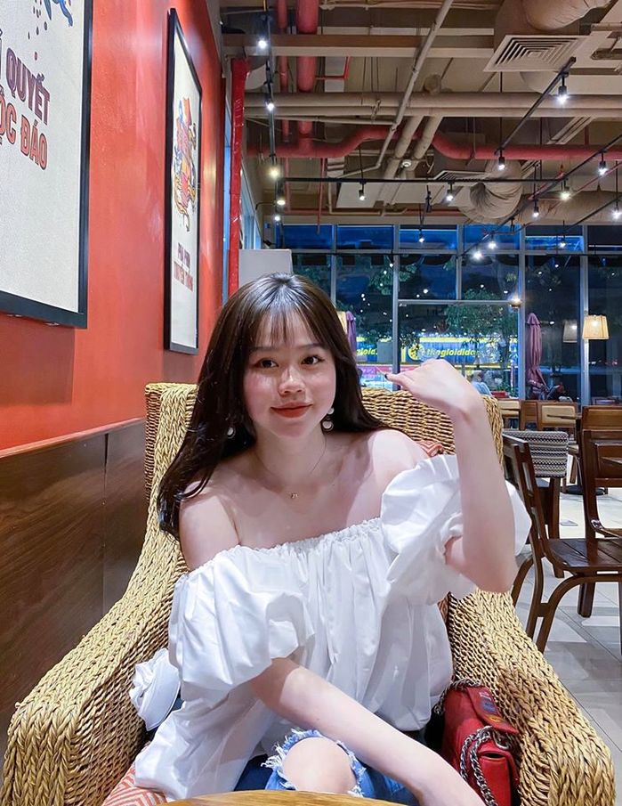 Quang Hải và bạn gái mới công khai chưa lâu đã có dấu hiệu rạn nứt