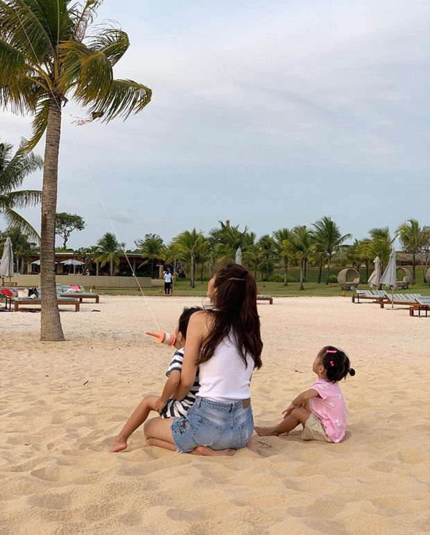 Con gái Hà Tăng: Mới 3 tuổi đã lộ rõ vẻ nữ tính, dễ thương