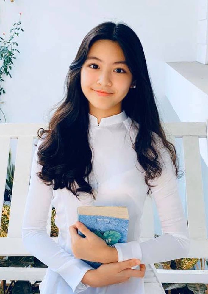 Ái nữ Lưu Thiên Hương, Trương Ngọc Ánh sớm sở hữu nét đẹp vượt trội