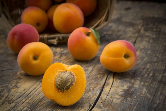 Siết cân nhanh bằng 7 loại trái cây mùa Hè: Bơ, đu đủ, dưa chuột...
