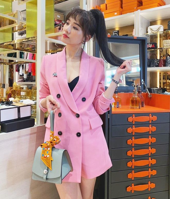 Lóa mắt trước BST túi xách hàng hiệu của Hari Won