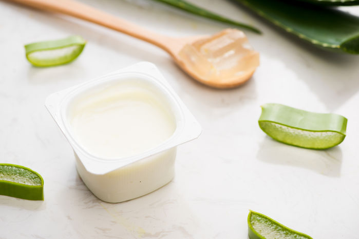 Đánh bay nám chỉ với 1 bẹ nha đam: Trộn với chanh tăng hiệu quả