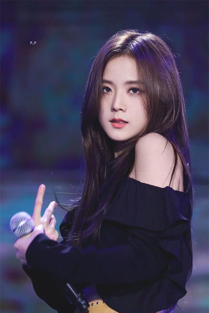 Chuyên gia thẩm mỹ phân tích nhan sắc BLACKPINK: Lisa đã “dao kéo?