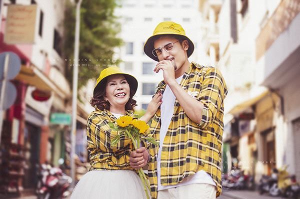 Mẹ đơn thân 48 tuổi quyết lấy trai trẻ kém 23 tuổi sau 2 tháng hẹn hò