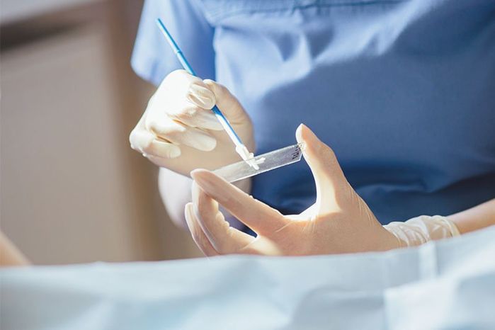 Cô gái mắc bệnh phụ nữ vì thường xuyên chiều bạn trai ngày đèn đỏ