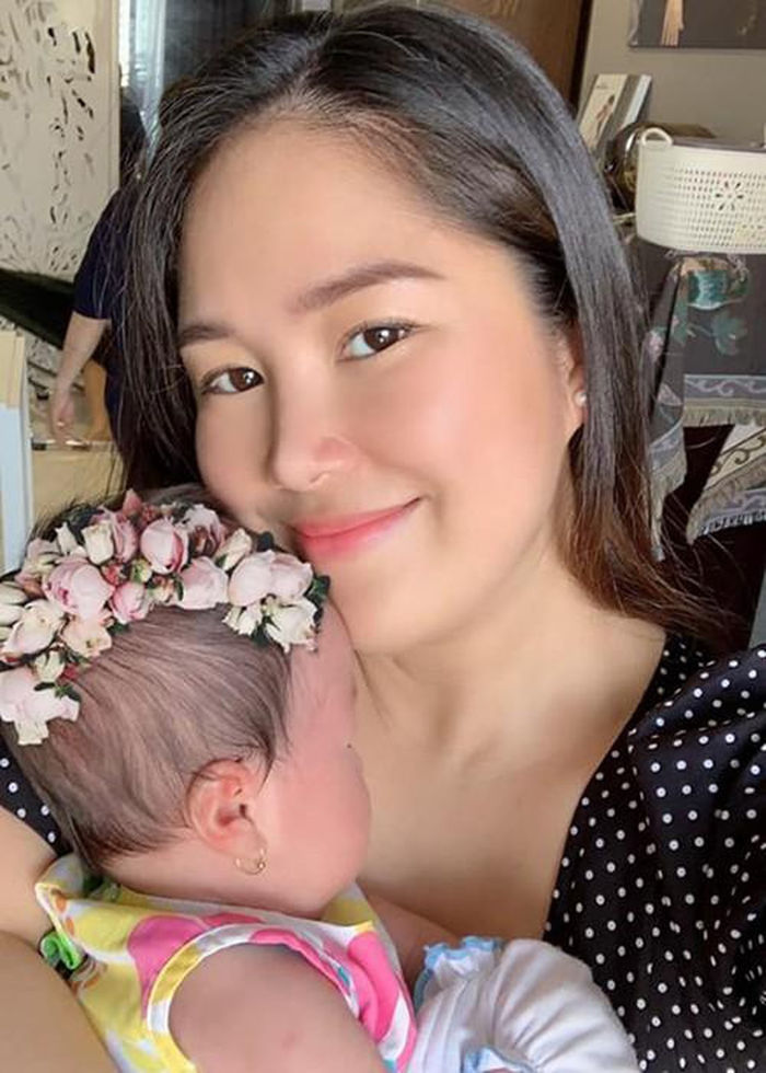 Con gái Lê Phương mới 9 tháng tuổi đã cao vượt chuẩn