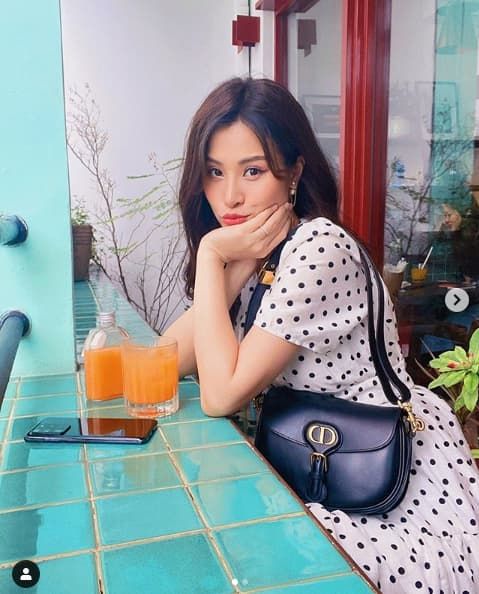 Sao Việt 29/6: Tóc Tiên khoe vòng 1 lấp ló gợi cảm