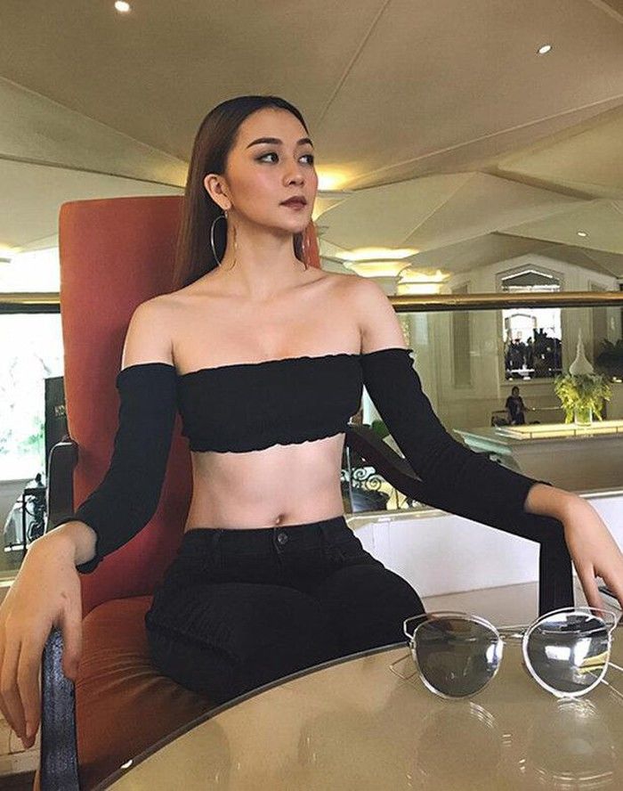 Những sao Việt diện croptop ngắn ngủn: Minh Tú chính là trùm cuối