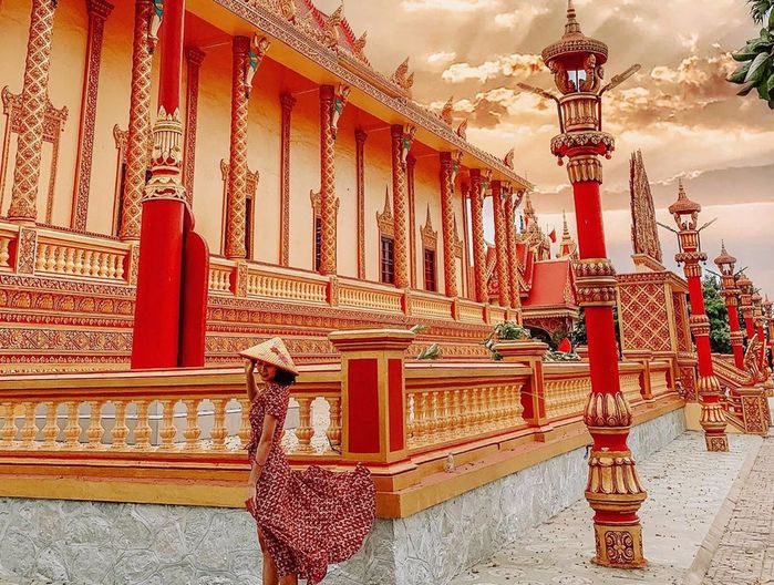 Về miền Tây check-in chùa Dơi, chùa Chén Kiểu đẹp tựa Thái Lan thu nhỏ