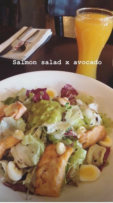 Diễm My 9X siết eo bé tí, da mịn đẹp nhờ: Ăn salad, sữa hạnh nhân
