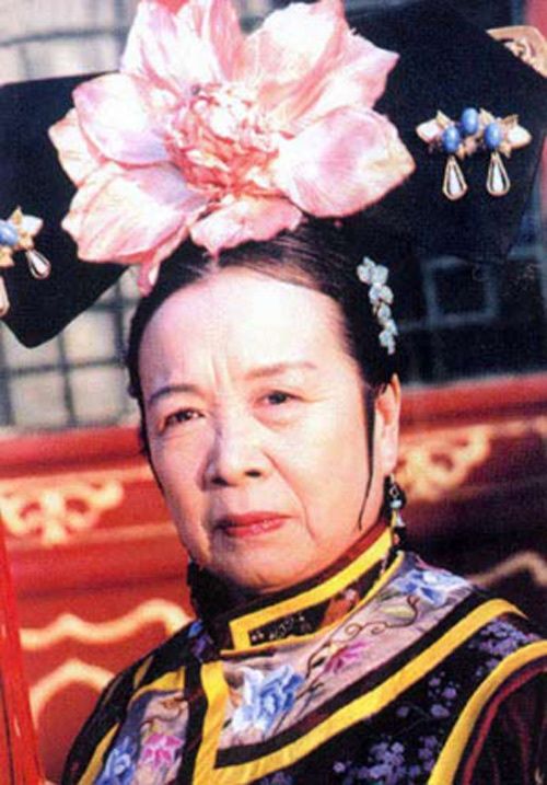 Dung Ma Ma Lý Minh Khải: 84 tuổi vẫn minh mẫn, chăm chỉ đóng phim