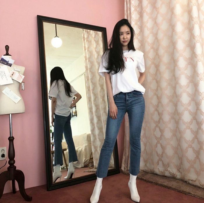 Diện jeans đỉnh như sao Hàn: Vừa “chanh sả” vừa “hack chân” điệu nghệ