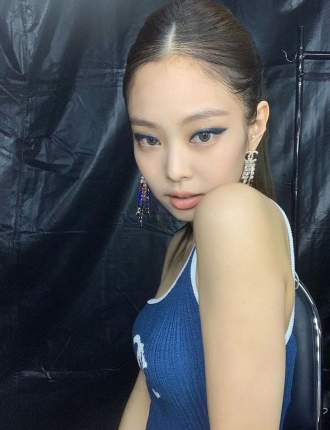 Jennie trải lòng về quãng thời gian thực tập áp lực dưới trướng YG