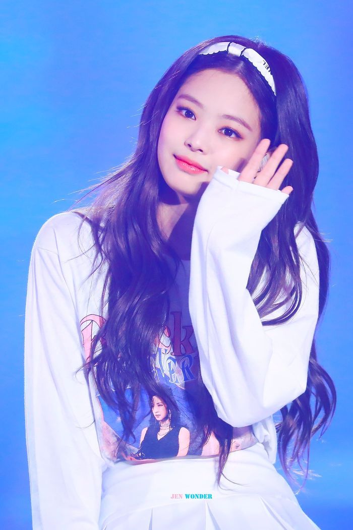 Fan yêu cầu YG bảo vệ Jennie nhưng bị công ty phũ phàng từ chối