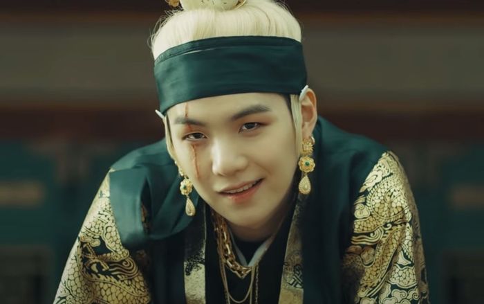 BTS gây tranh cãi khi các thành viên liên tục vướng vào lùm xùm lớn