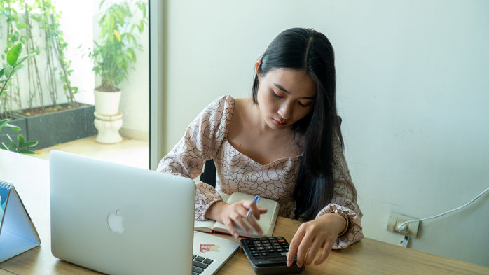 Dân mạng bàn tán chuyện văn phòng: Kịch tính hơn phim cung đấu