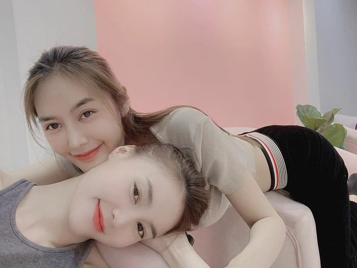 Sao Việt 24/6: Gil Lê - Hoàng Thùy Linh dự tiệc sinh nhật Minh Hằng