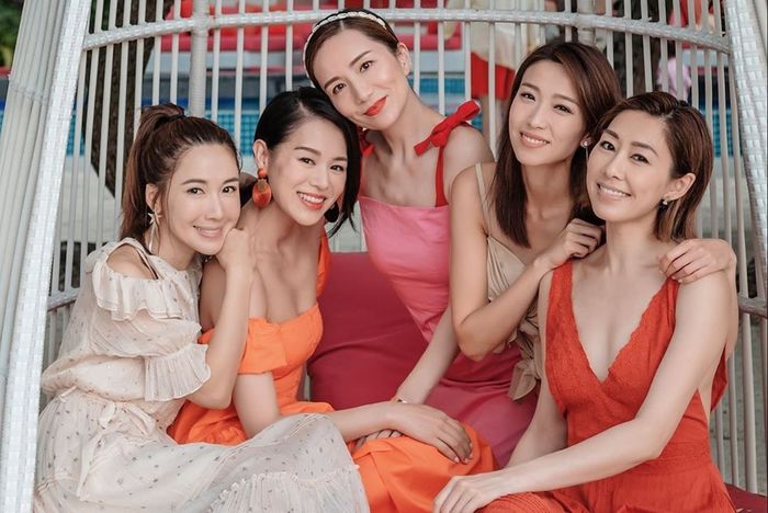 Hiếm ai biết Hồ Hạnh Nhi kết hôn cùng người yêu cũ của bạn thân