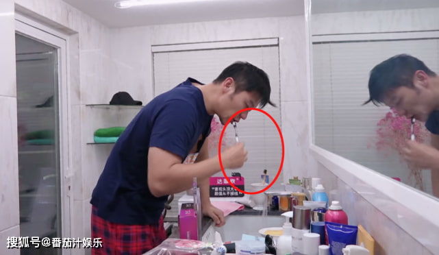 Hậu chia tay Phạm Băng Băng, Lý Thần vướng nghi vấn có bạn gái mới