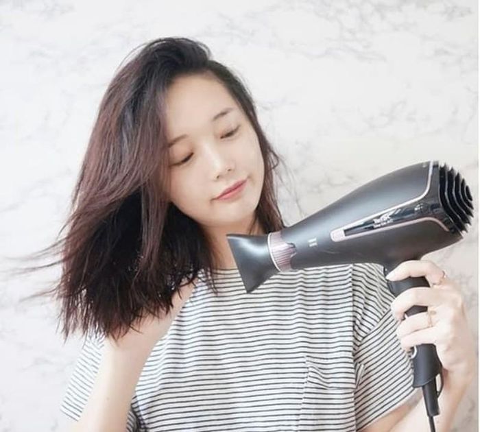 Bí quyết giúp tóc nhuộm bền màu, không bị khô sơ