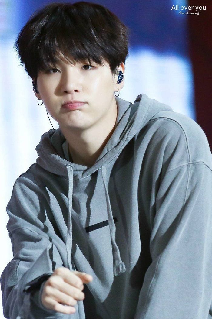 BTS gây tranh cãi khi các thành viên liên tục vướng vào lùm xùm lớn
