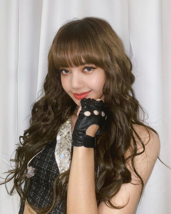 Sao Hàn được lòng fan Việt nhất: Lisa, Lee Kwang Soo được gọi tên